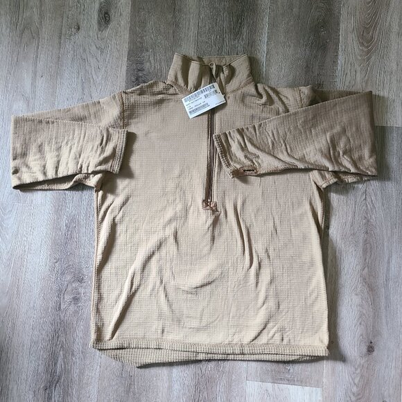 U.S. Army Other - Cold Weather Waffle Top Men’s Size Large – Long Sleeve